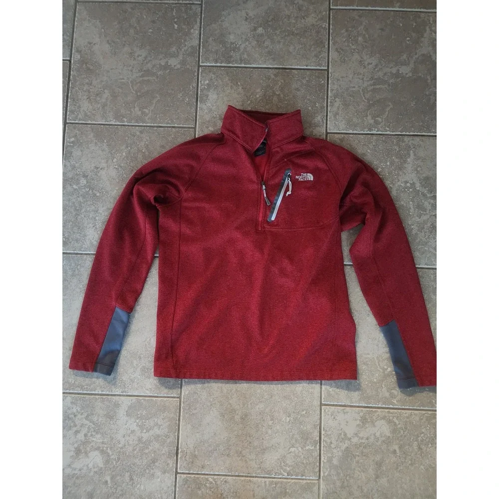 The North Face Mens Gordon Lyons Quarter Zip Fleece Pullover Red Heather Medium